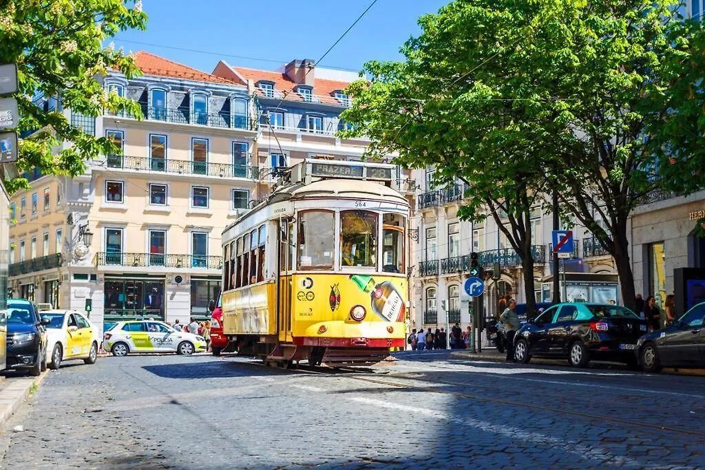Trendy Chiado Flat Apartment Lisbon